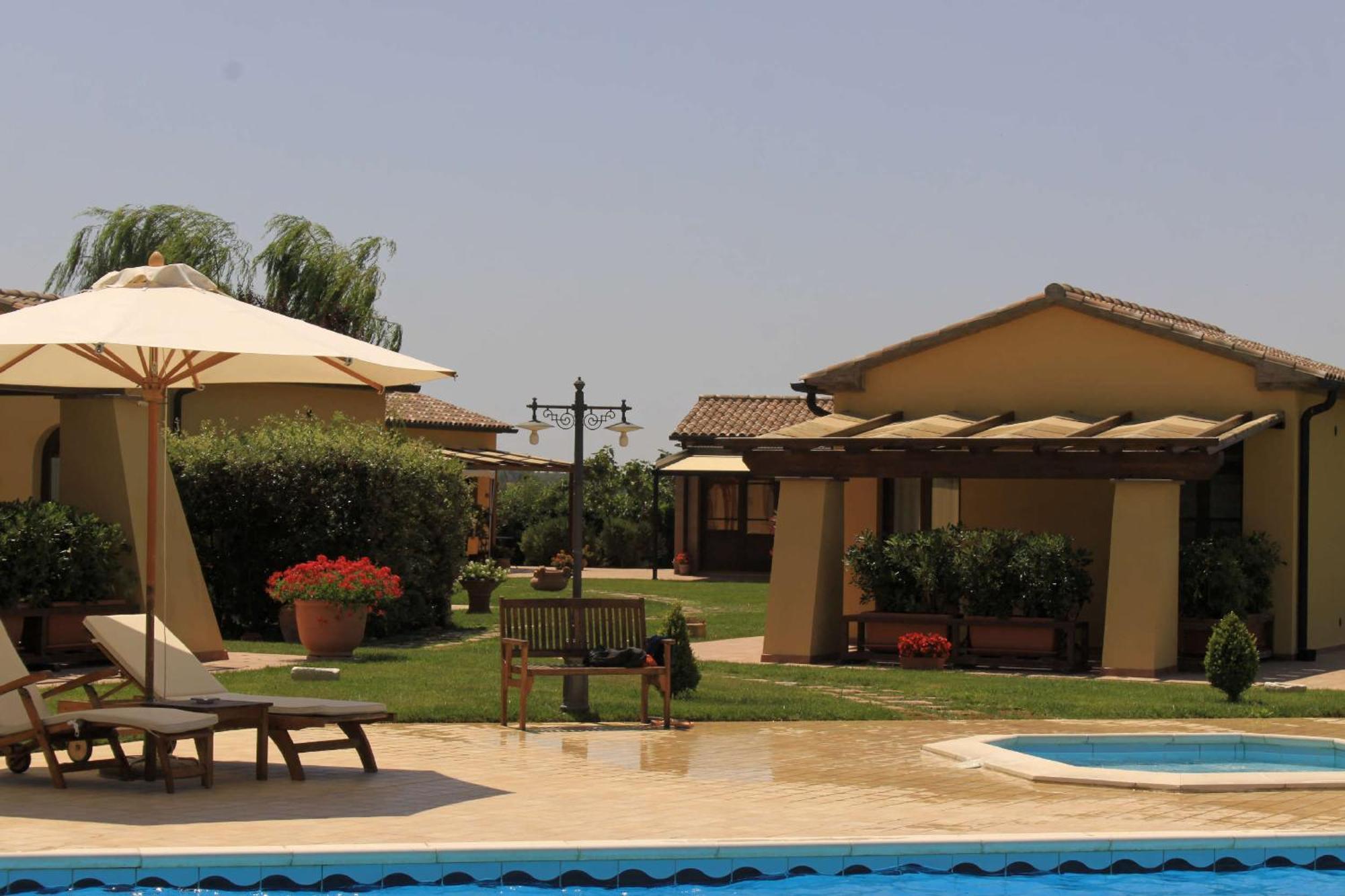 אפרטהוטל קמפיליה מריטימה Podere Tre Cipressi מראה חיצוני תמונה