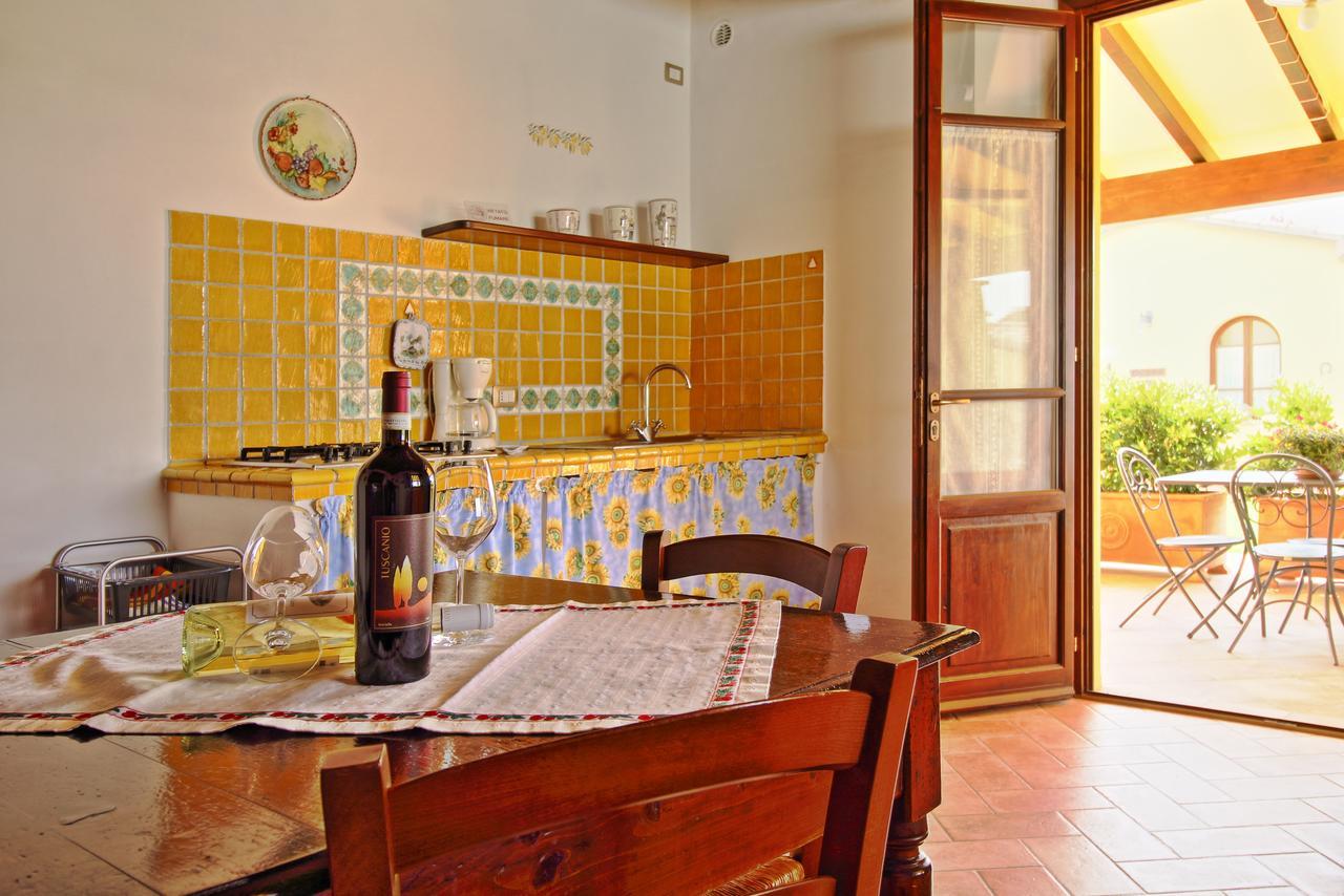 אפרטהוטל קמפיליה מריטימה Podere Tre Cipressi מראה חיצוני תמונה